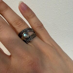 Vintage Silver Ring with Opalescent Stone